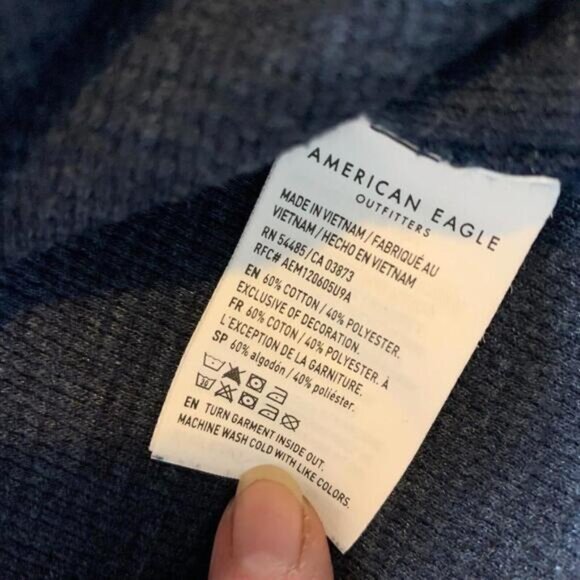 American Eagle Mens Black Long Sleeve Pullover Sweater Shirt Size Large​​​​ - Picture 4 of 7